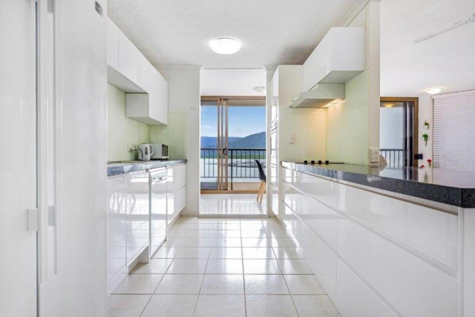 Cairns Ocean View Apartment In Aquarius Zewnętrze zdjęcie